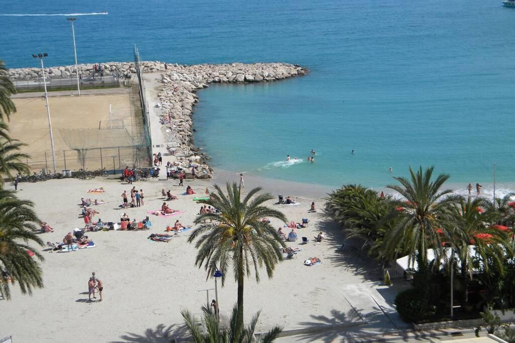 App Le Rocazur Avec Piscine Et Parking En Bord De Mer A 500M Du Centre Ville Menton Exteriör bild