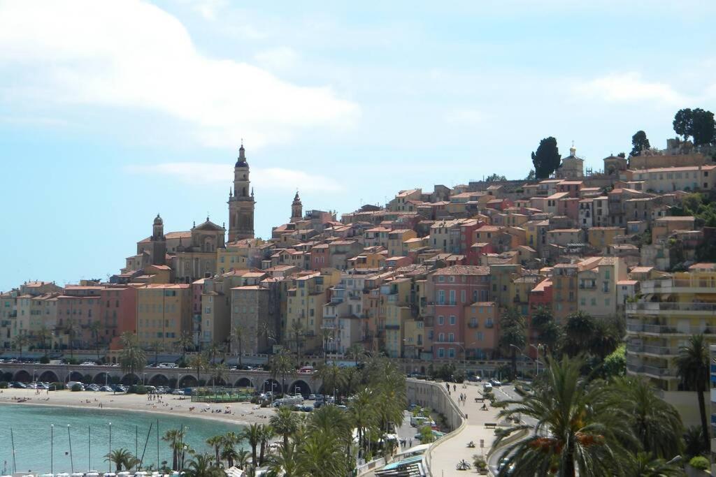 App Le Rocazur Avec Piscine Et Parking En Bord De Mer A 500M Du Centre Ville Menton Exteriör bild